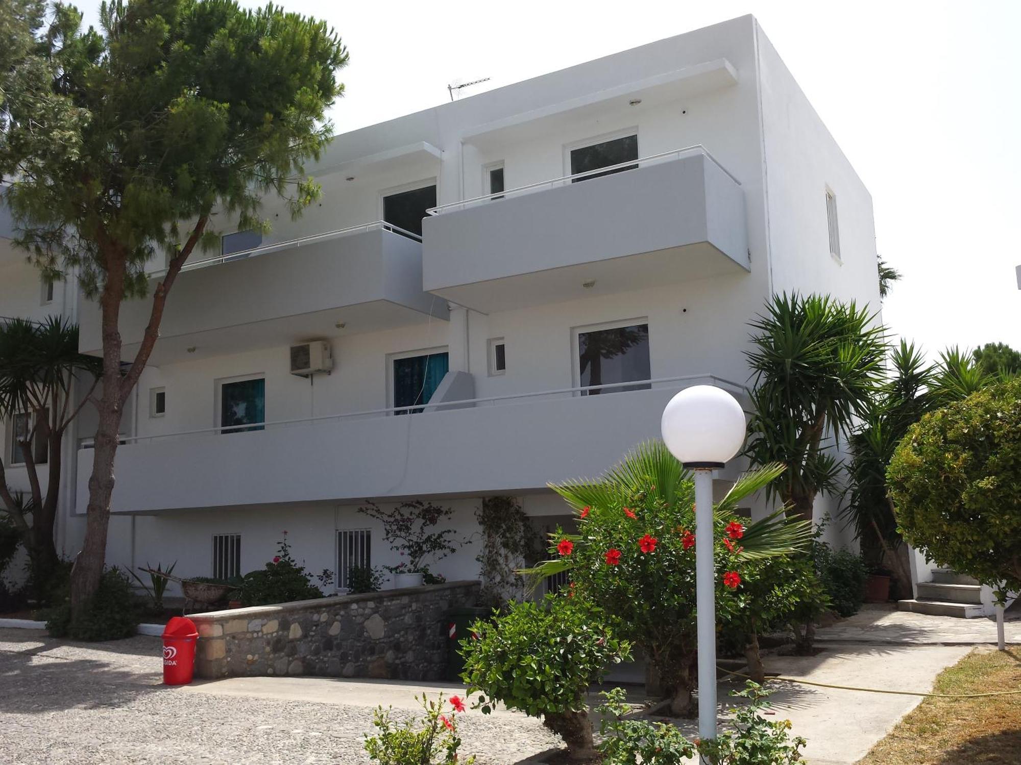 Blue Nest Hotel Tigaki Екстериор снимка