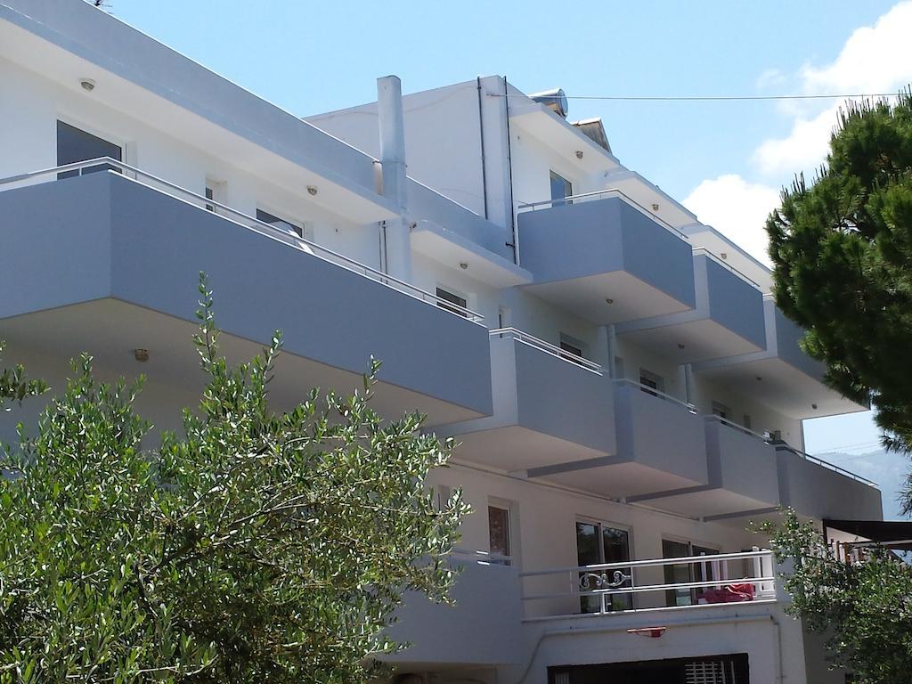 Blue Nest Hotel Tigaki Стая снимка